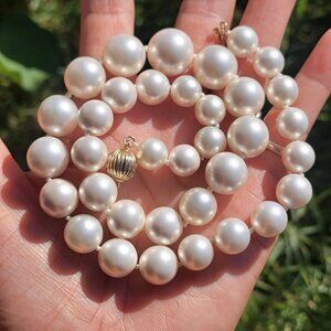 Absolutely stunning graduating pearls hand knotted 925 sterling silver gold verm